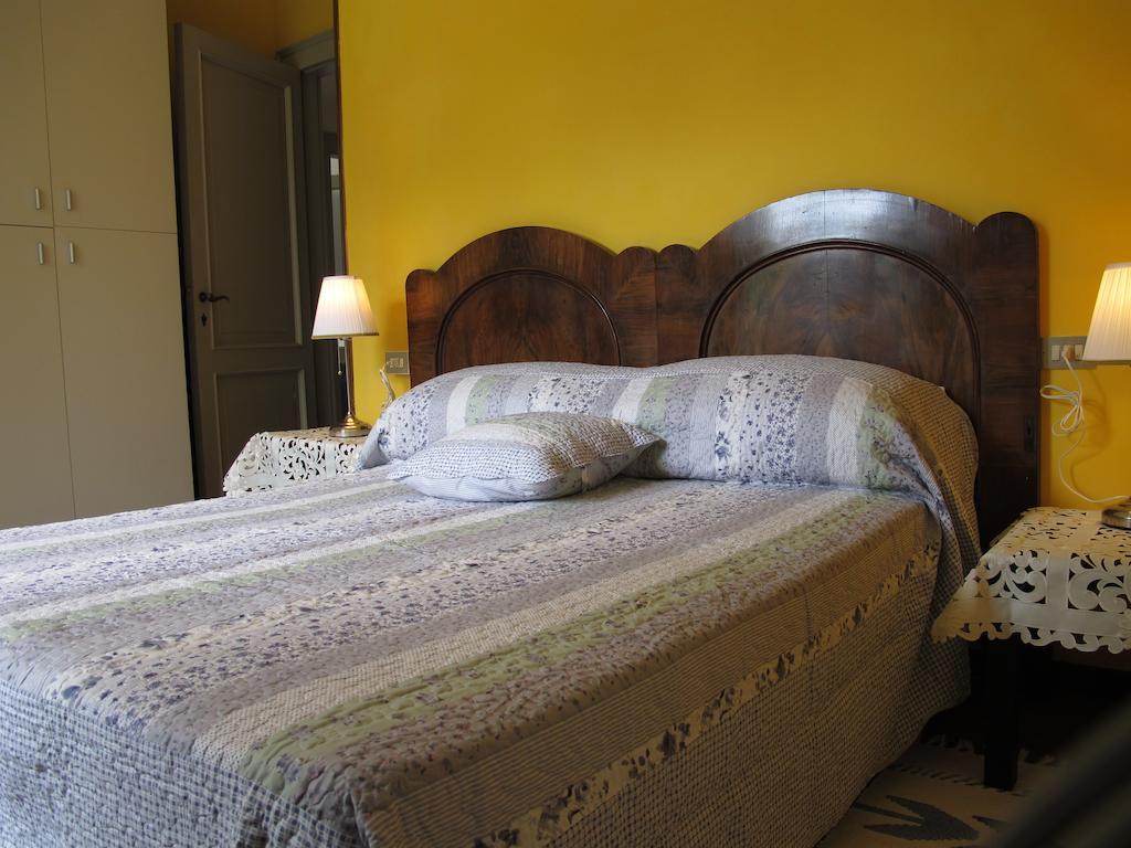 Porteselago Apartment San Felice del Benaco Room photo